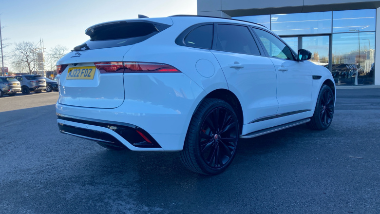 Jaguar F-Pace 2.0 D200 R-Dynamic Black 5dr Auto AWD Diesel Estate
